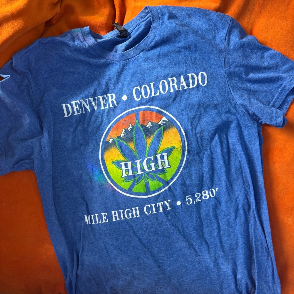 denver colorado arts & culture graphic tee